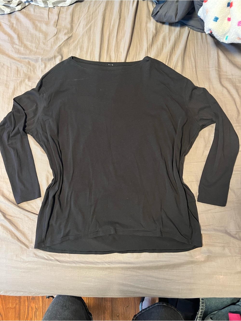 lululemon athletica Black Long-Sleeve Relaxed Crew Top
